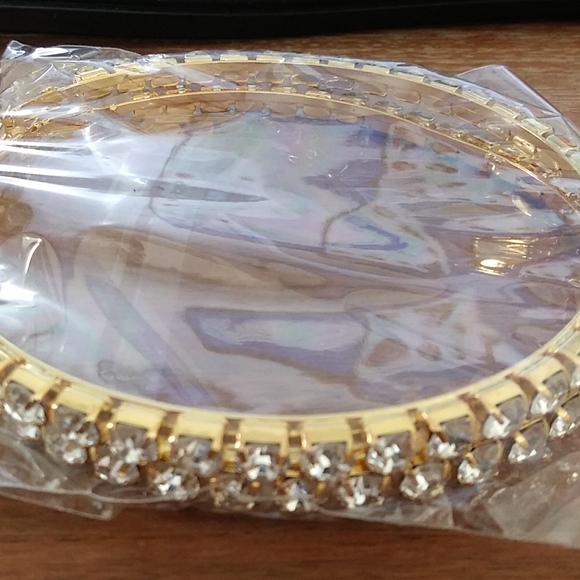 ✨ 2/$18 Gold Giant Gem  Hoop Earrings(3.5 in diameter) - Picture 2 of 3